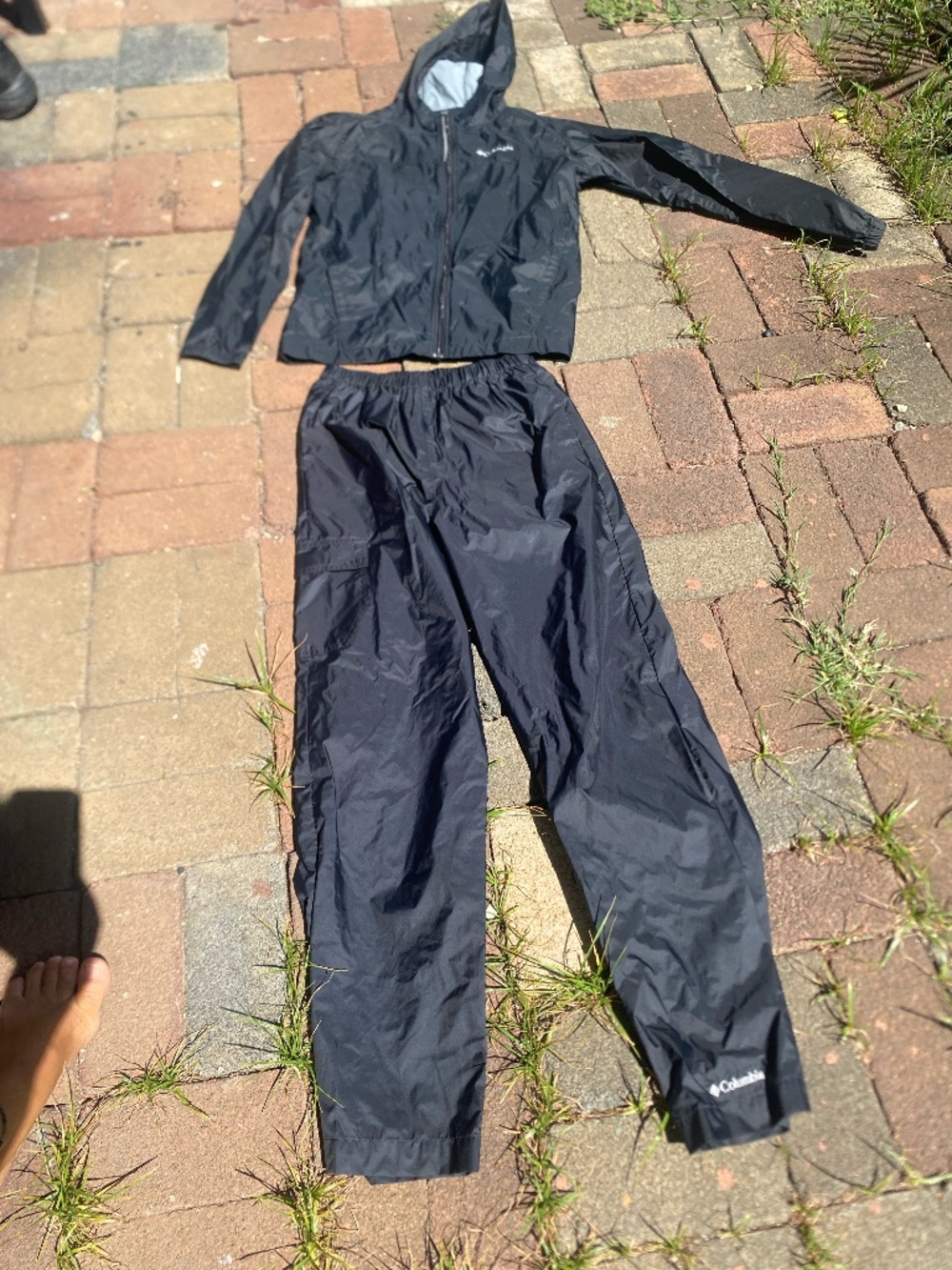 Columbia rain/ wind pant and jacket set